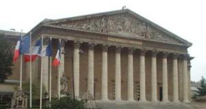 Votation sur les ZFE, des députés menacés par cette association