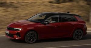 Flashée à 696 km/h, son Opel Astra devient la voiture la plus rapide avec supplément amende à 4 chiffres...