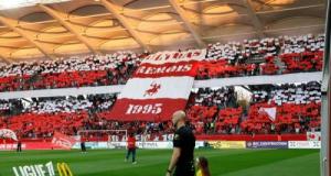 Reims : mécontents, les ultras ont attendu les joueurs à leur retour de Lille