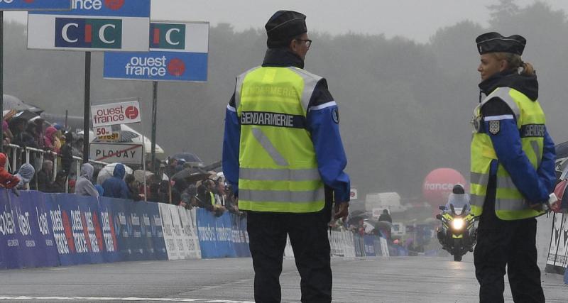  - Ivre, il percute un mur et s’endort dans sa voiture avant d’être réveillé par les gendarmes