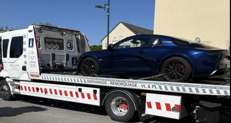  - Flashé en grand excès de vitesse, une Alpine A110 flambant neuve finit sur le dos de la fourrière