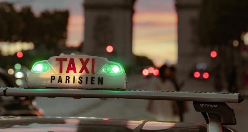  - Face aux taxis en grève, le gouvernement montre un premier signe de fragilité