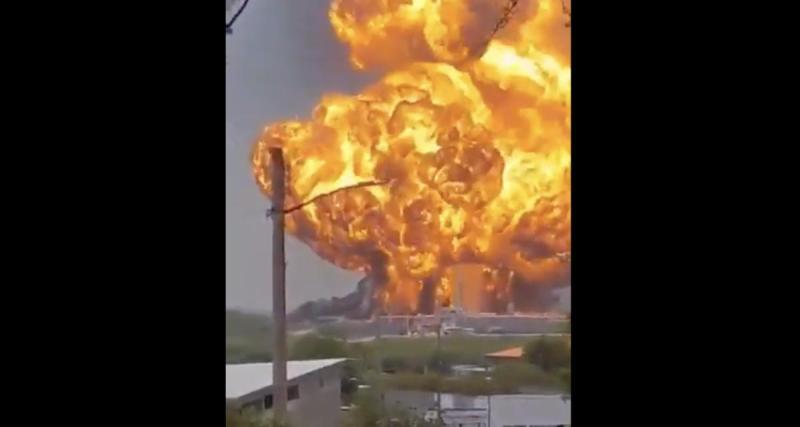  - Explosion au Mexique : une distillerie de diesel ravagée par les flammes