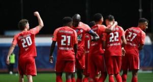 National 2 : Cannes dévoile son nouveau maillot domicile