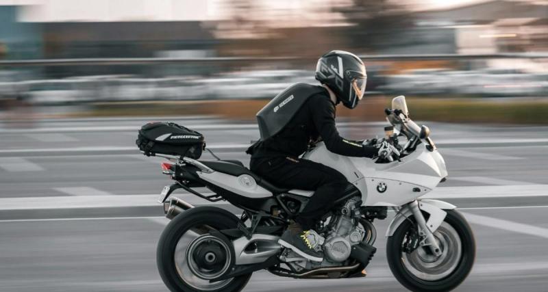 - Un influenceur moto flashé en excès de vitesse et fraude à grande échelle : plus d'un million d'euros non déclaré