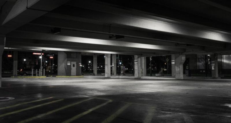  - Il laisse sa voiture six mois chez le garagiste : plus de 5 000 euros de frais de stationnement à sa charge