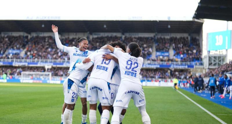  - Mercato : Auxerre refuse une offre XXL d'un club anglais pour un milieu