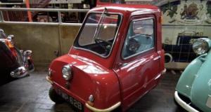 Une réplique de la plus petite voiture du monde créé par un ingénieur passionné : elle fonce jusqu’à 50 km/h !
