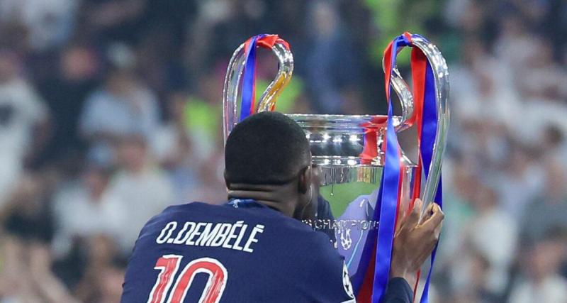  - PSG : Dembélé présente le trophée de la Ligue des champions à Roland-Garros