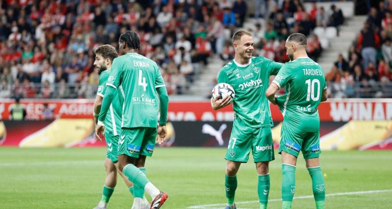  - C'est officiel, l'ASSE confirme sa première recrue de l'été