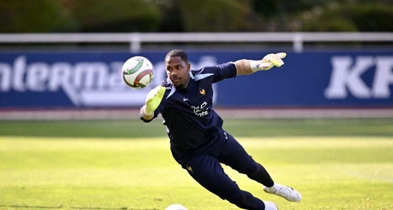  - Équipe de France : la nouvelle doublure de Mike Maignan dévoilée