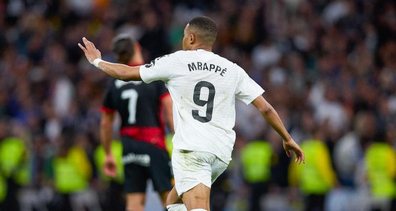  - Le nouveau maillot du Real Madrid dévoilé pour 2025/26 !