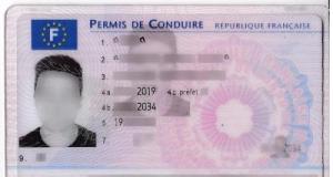 Permis acheté sur Snapchat, payé en liquide à la gare : elle risque jusqu’à 10 ans d’interdiction
