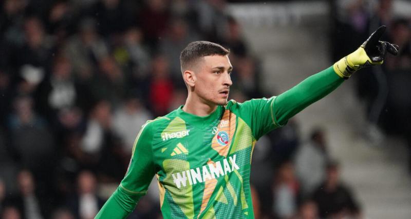  - Strasbourg : un grand espoir de Ligue 1 pour remplacer Petrovic