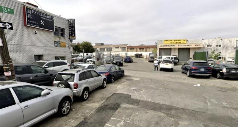  - Dix voleurs organisent un casse… mais oublient de vérifier si les voitures fonctionnent