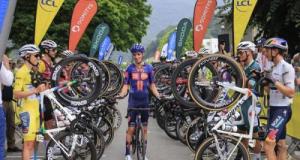 Critérium du Dauphiné : Bardet quitte la route avec une haie d'honneur inoubliable !