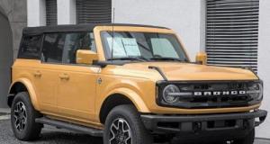 Un client achète un Ford Bronco haut de gamme par erreur du concessionnaire, qui tente de lui faire payer la différence