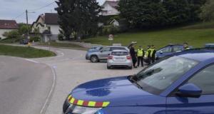 Flashé à toute vitesse dans un centre-ville, il tente une course-poursuite pour ne pas être interpellé...Ivre