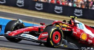 GP de Grande-Bretagne : Lewis Hamilton montre les muscles à domicile