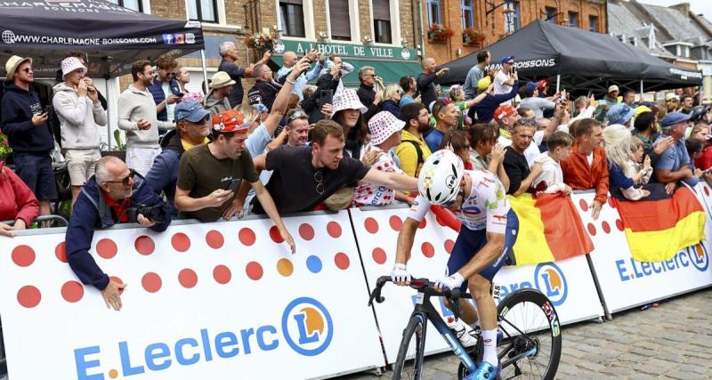  - Tour de France : quand la quête du maillot à pois tourne au chaos, grosse chute sur les pavés