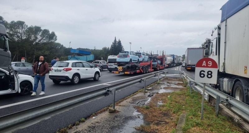  - Thermomètre à 47°C, autoroute bloquée : coincés des heures sur l'A9 devant un mur de fumée, ils ont vécu la peur de leur vie