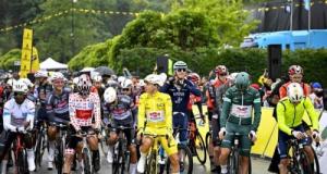 Tour de France : tensions explosives dans le peloton au sprint intermédiaire