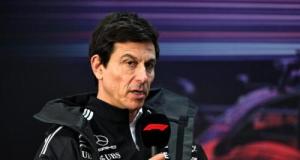 Mercedes : Toto Wolff fustige les choix de l'écurie, mettant à mal ses pilotes
