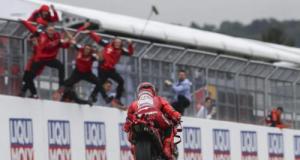 GP d’Allemagne : Marquez maître sous la pluie à Sachsenring