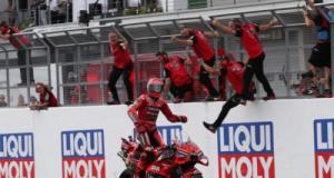 GP d'Allemagne : Marc Márquez triomphe dans le chaos au Sachsenring, Quartararo solide quatrième