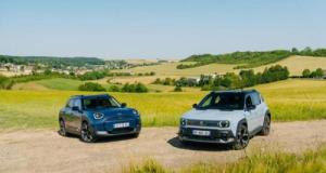 Renault 4 E-TECH vs Mini Aceman E : le choc des citadines branchées