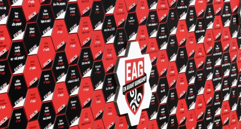  - Ligue 2 : Guingamp dévoile son nouveau maillot domicile