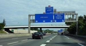 Une automobiliste agressée sur l'A7 par des pirates de la route