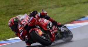 GP de République-Tchèque : Bagnaia en pole, Marquez et Quartararo dans la bataille