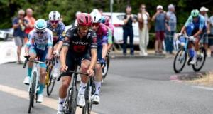 Tour de France : le geste fou de Julian Alaphilippe qui n'a pas attendu les secours