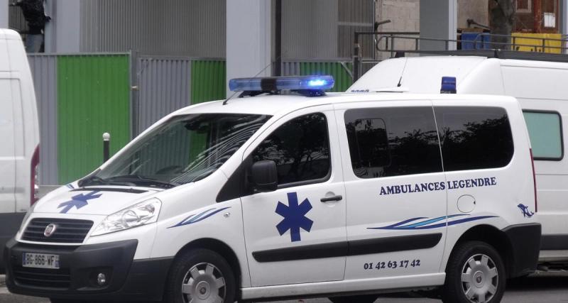 - Il laisse passer une ambulance… et finit sur le toit, héliporté à l’hôpital