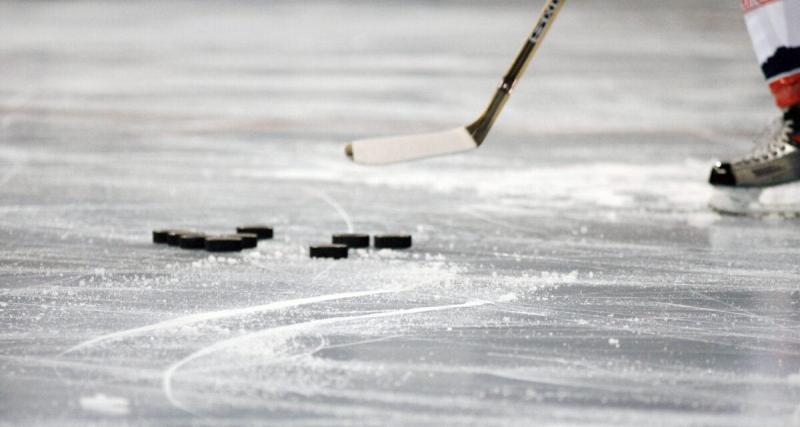  - Hockey sur glace : tragédie dans la discipline, un prodige meurt en tombant d'un balcon à Ibiza