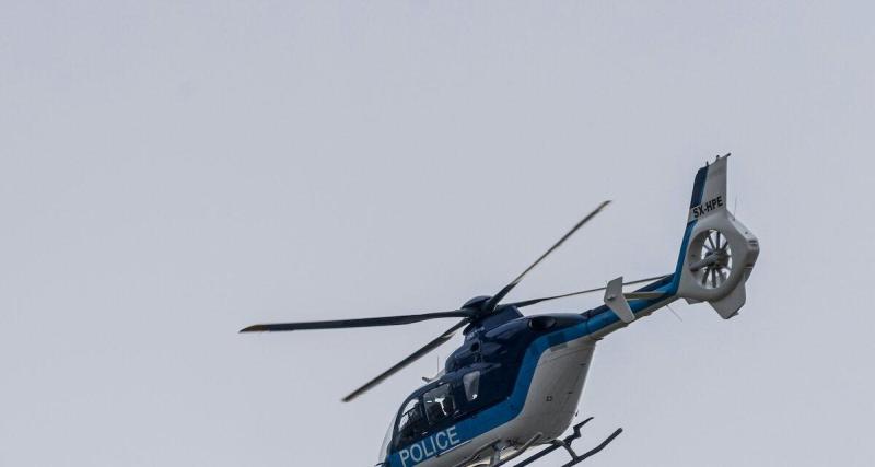 - Hélicoptère et patrouilles mobilisés : il sème le chaos en SUV, la police déploie les grands moyens pour arrêter... un ado