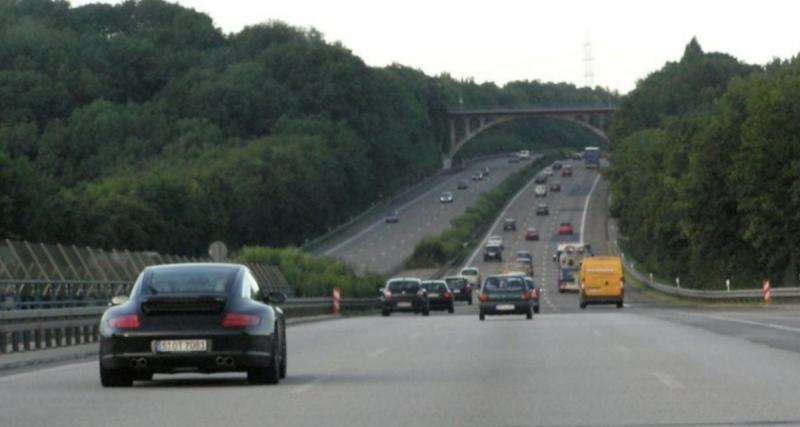  - Flashée à 120 km/h sur l’autoroute, elle écope de 7 500 € d’amende, on ne rigole pas avec les excès de vitesse dans ce pays