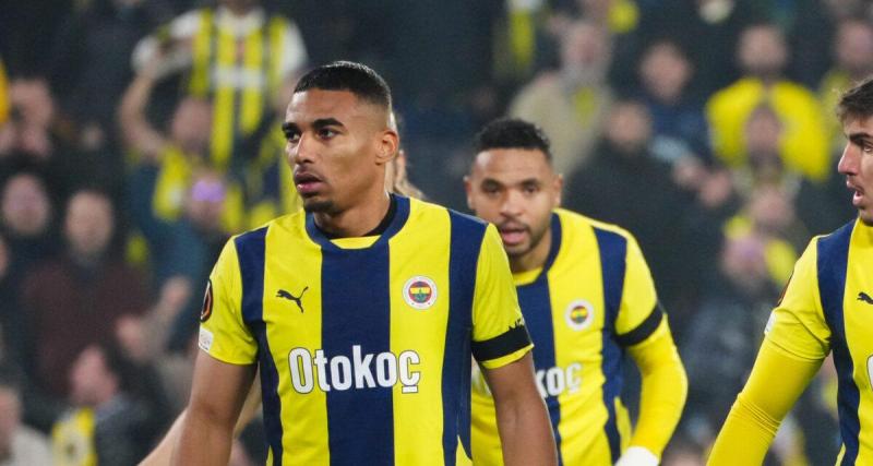  - Ligue 1 : Auxerre a trouvé un accord avec un milieu marocain, Djiku de retour en France ?