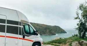 Parking fermé aux camping-cars la nuit : l’interdiction qui choque les voyageurs