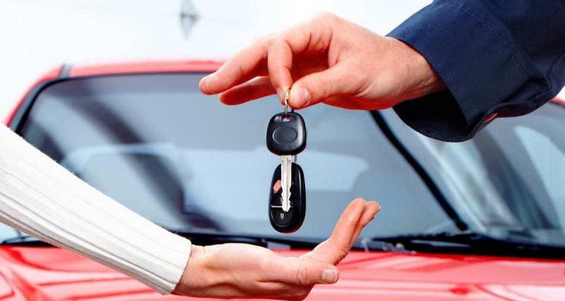  - Il rend sa voiture de location, l'IA lui génère une grosse facture