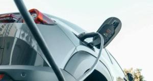 Facture d'électricité, droits de douane, impôts, les changements du mois d'août pour les automobilistes