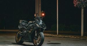 Ils chutent lourdement en moto routière sur un rond-point… les secours mobilisés en urgence