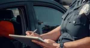 Choc sur l’A10 : une conductrice interpellée sous gaz hilarant, sans permis ni assurance