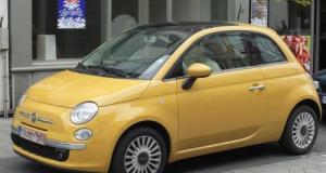 Il rend sa voiture de location en avance… et paie plus cher que prévu