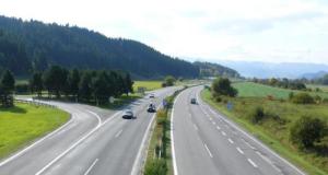 "Airbags Takata, faites vérifier votre véhicule", c'est quoi ces drôles de panneaux sur l'autoroute ?