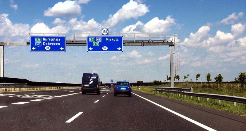  - Si vous roulez à la bonne vitesse sur cette route, une chanson se joue automatiquement