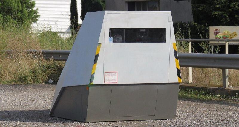  - Tout juste installé, ce radar encore dégradé et rendu inutilisable par des anti-radars