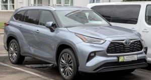 Un conducteur se fait voler son Toyota Highlander, 13 concessionnaires pourraient le rembourser