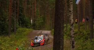 Hyundai : la crevaison de trop pour Neuville, le titre s’éloigne définitivement
